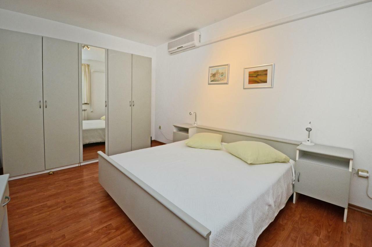 Apartments Pilic Rosini Esterno foto