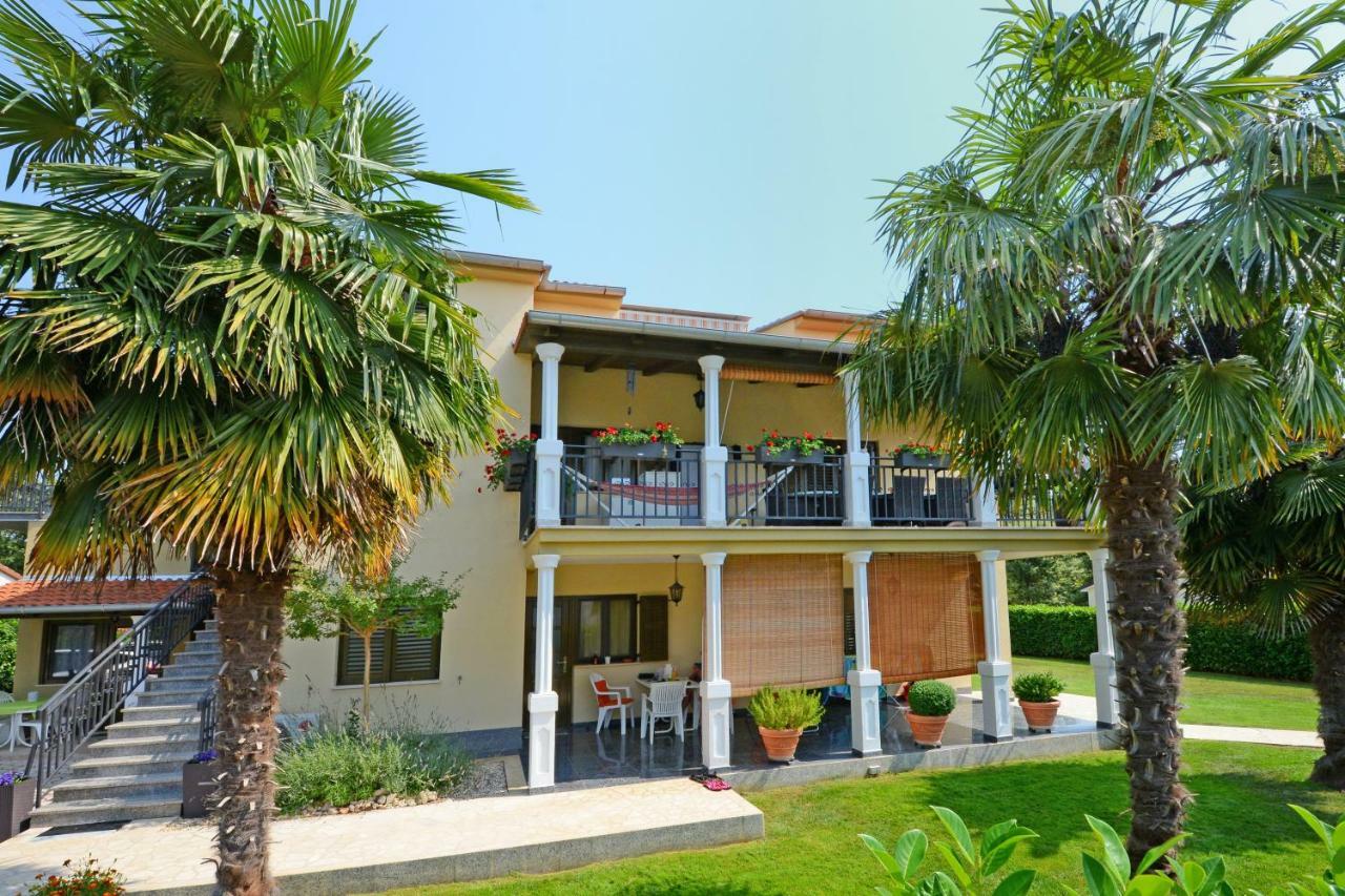 Apartments Pilic Rosini Esterno foto