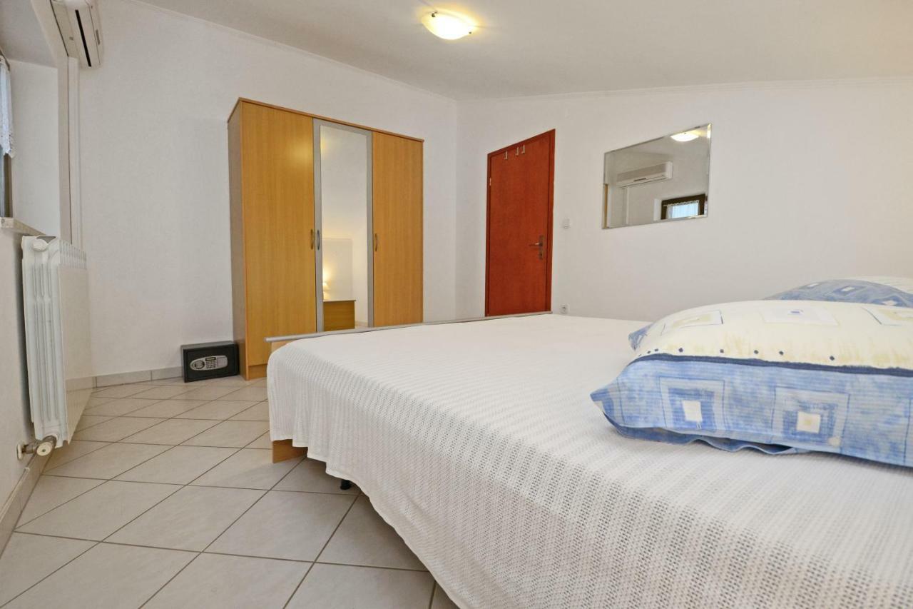 Apartments Pilic Rosini Esterno foto
