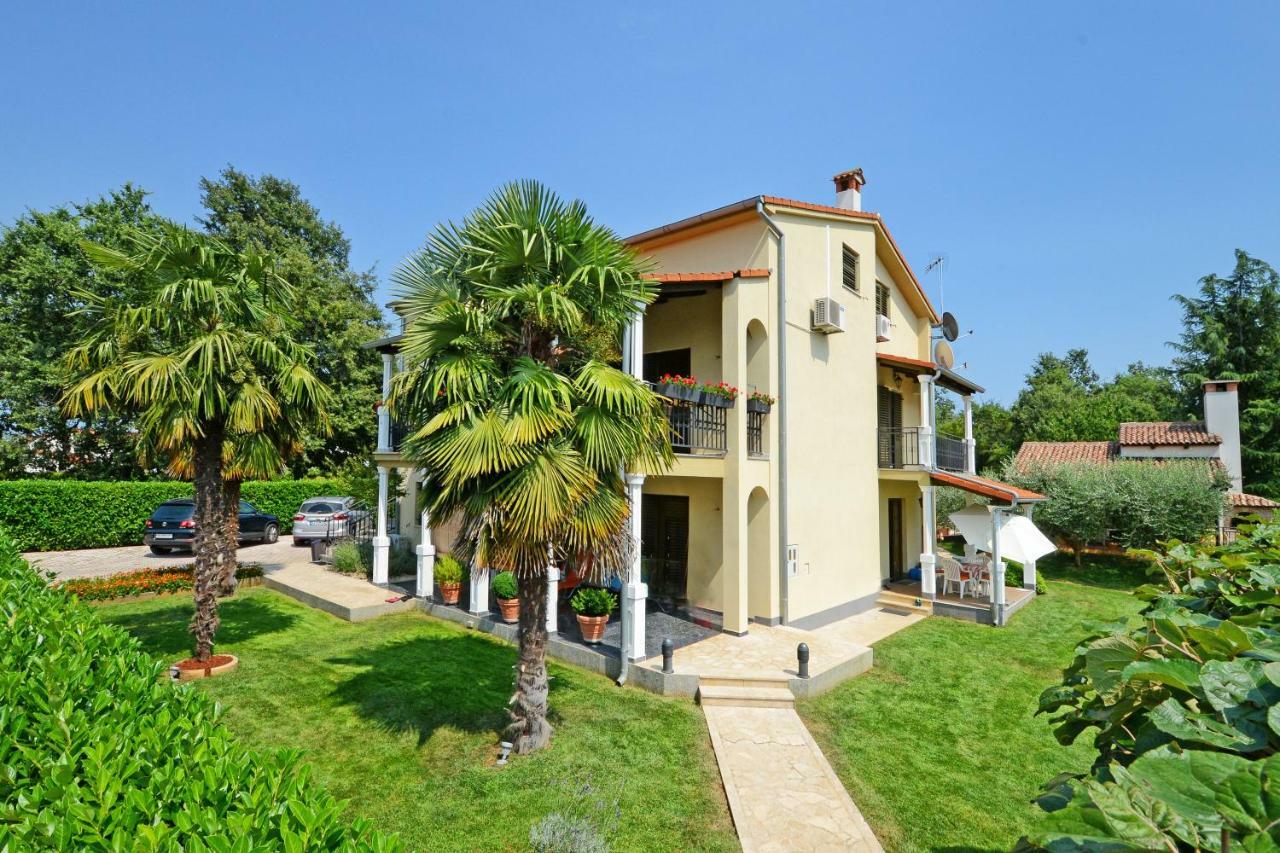 Apartments Pilic Rosini Esterno foto
